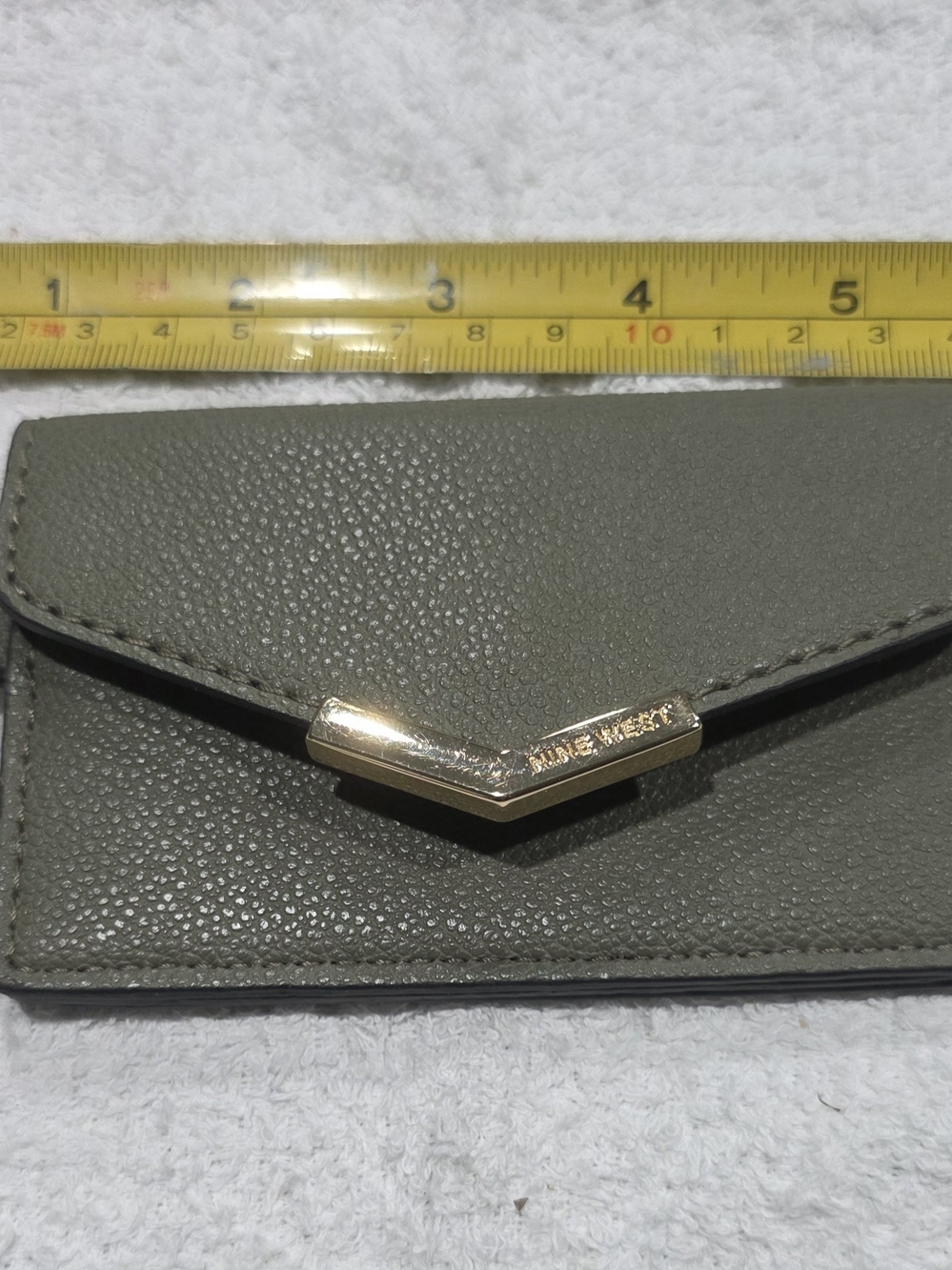 NWOT Nine West Card Holder Key Holder Green